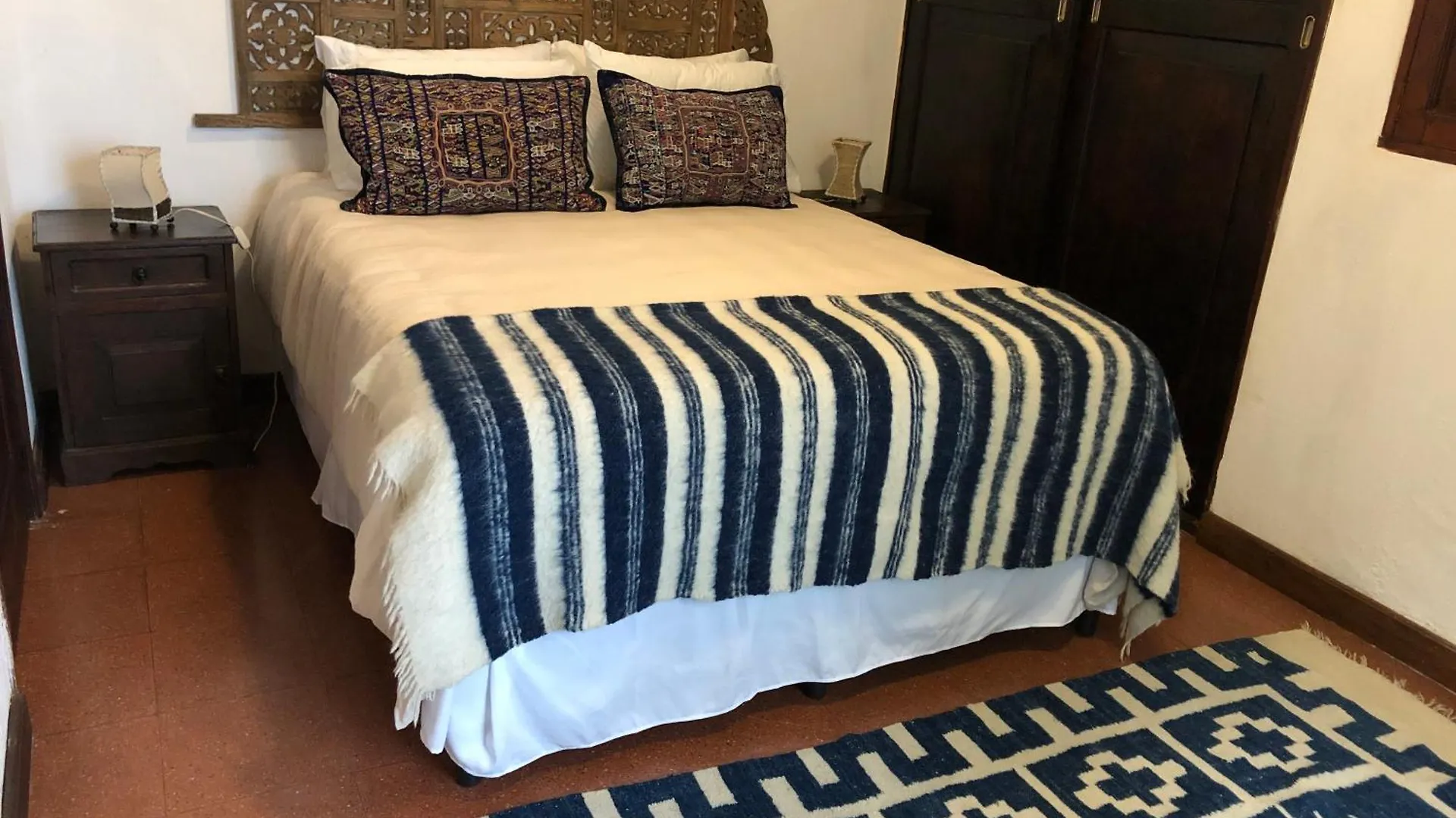 Poetry House Antigua Guatemala Bed & Breakfast