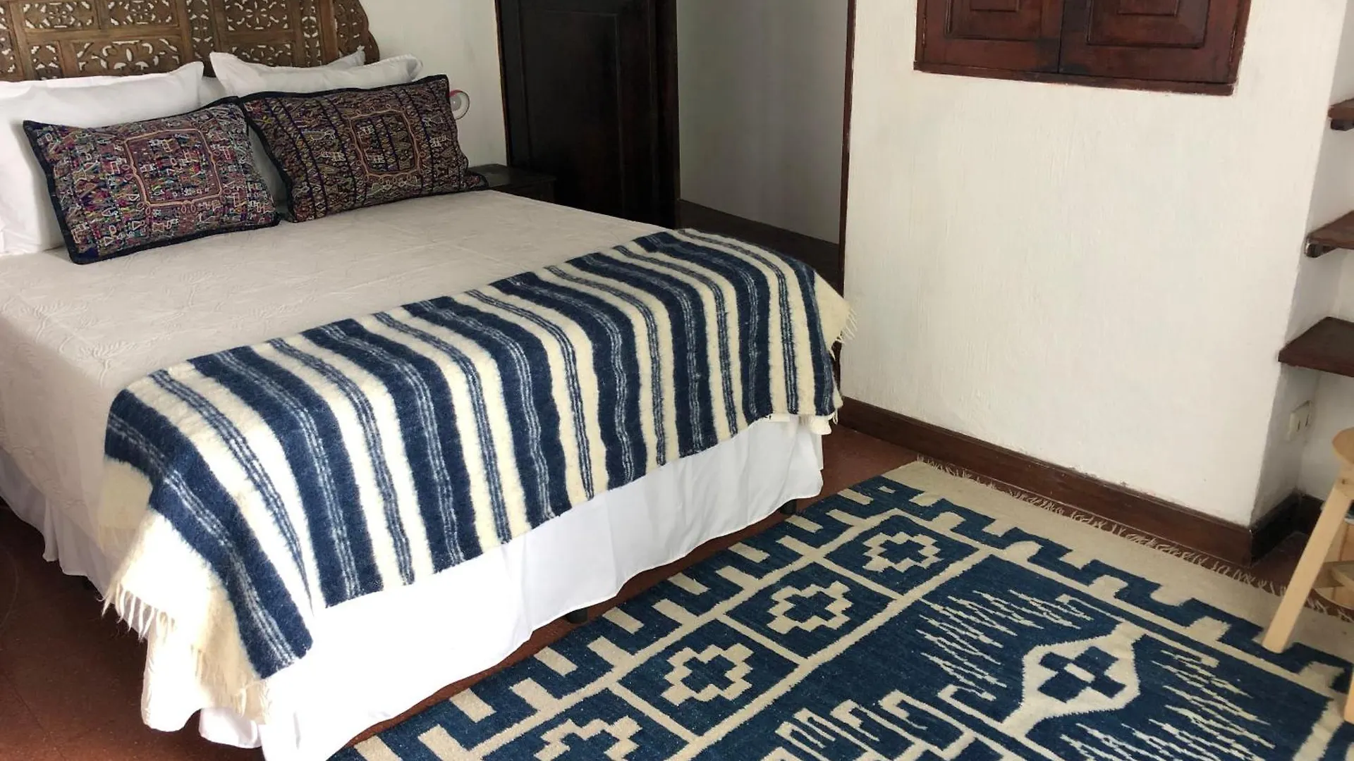 Poetry House Antigua Guatemala Bed & Breakfast