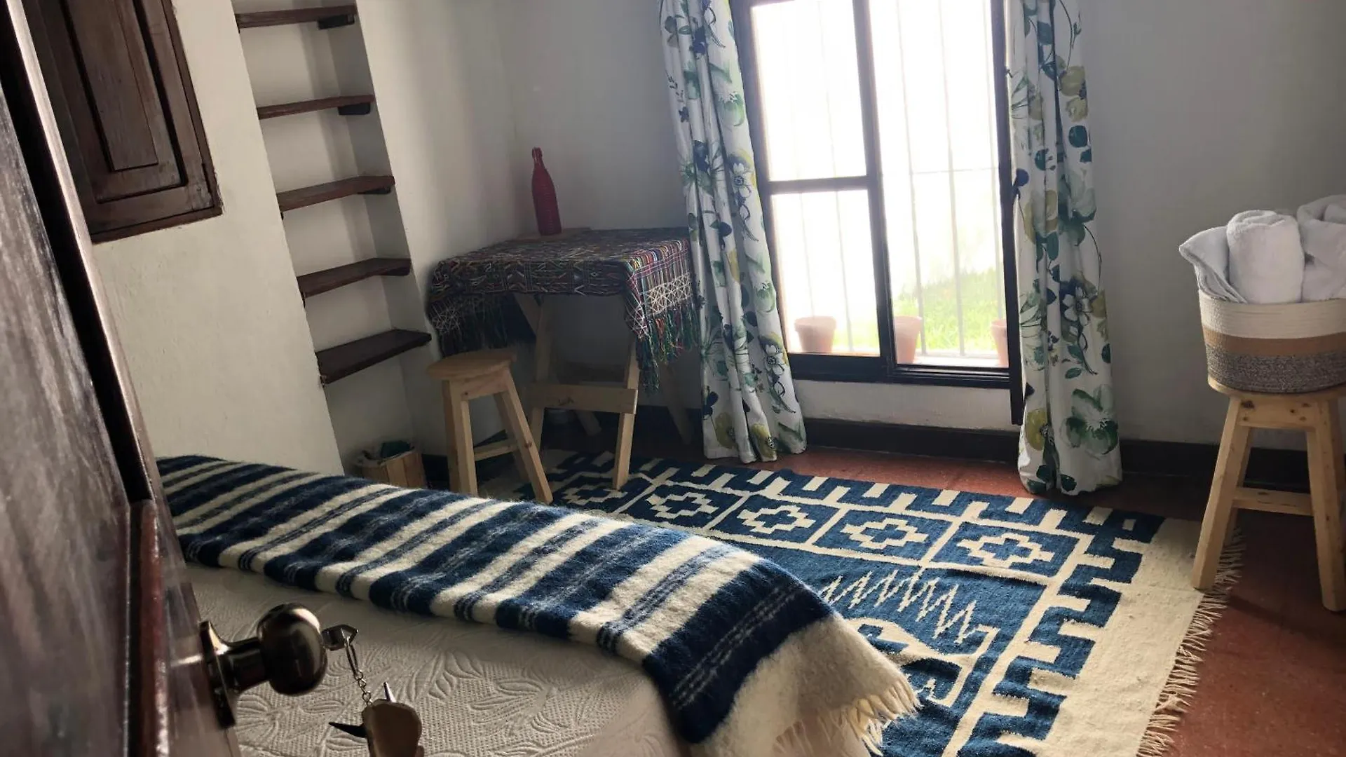 Bed and Breakfast Poetry House Antigua Guatemala Bed & Breakfast
