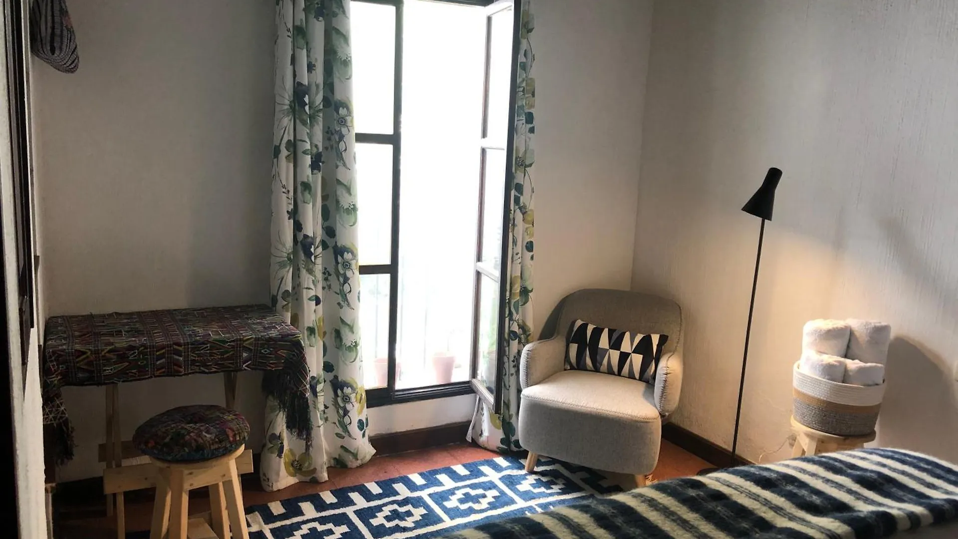 Bed and Breakfast Poetry House Antigua Guatemala